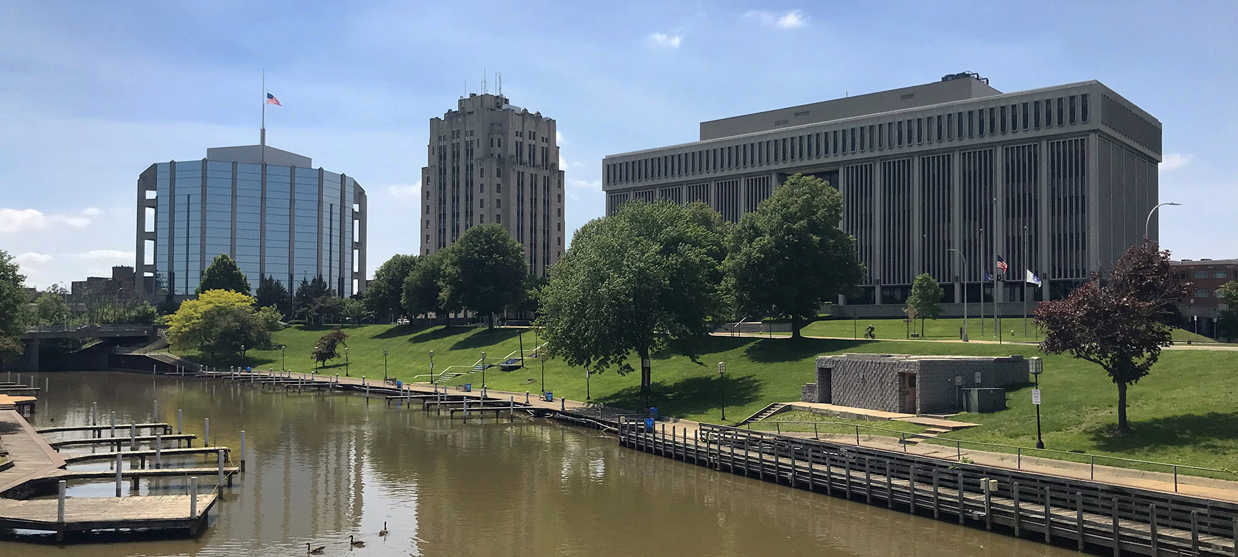 Mount Clemens, MI, skyline